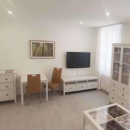 Gemuetliche Zweiraumwohnung In Ruhelage Wien Eksteriør billede